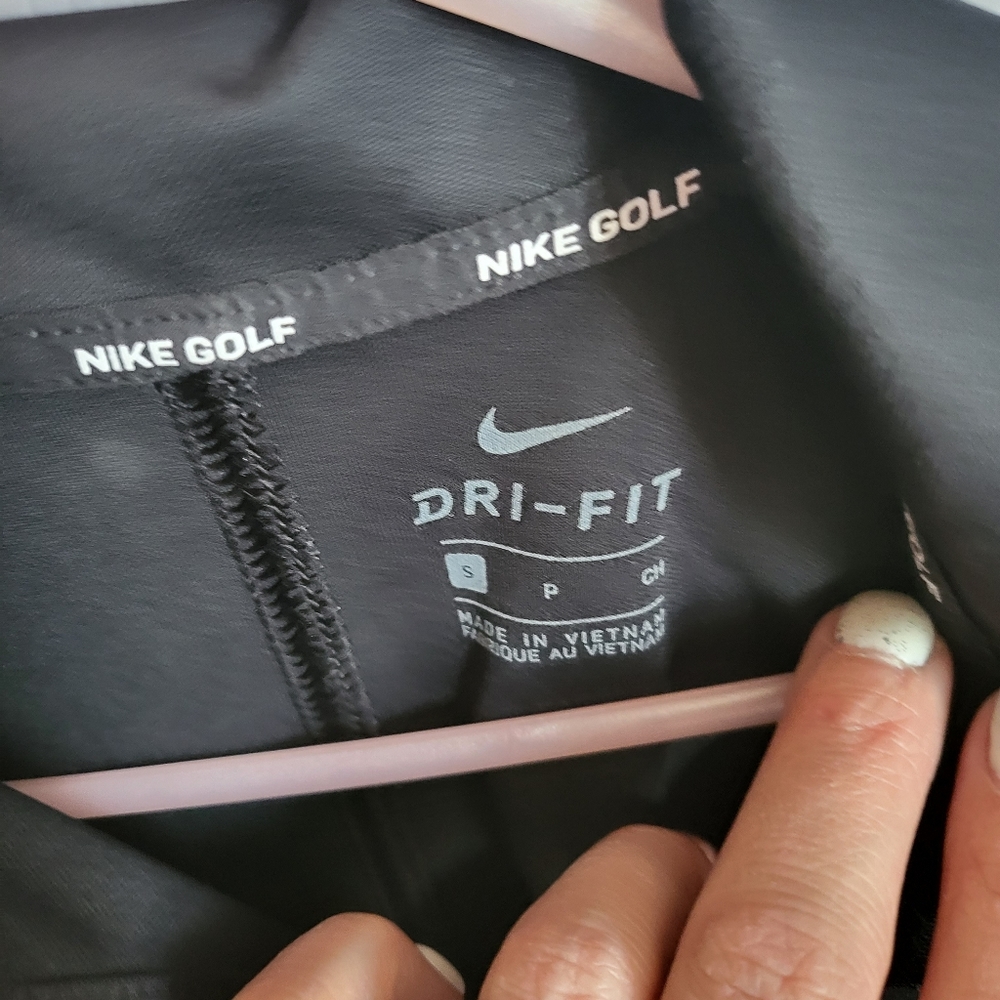 Golf Tee - Picture 2 of 3